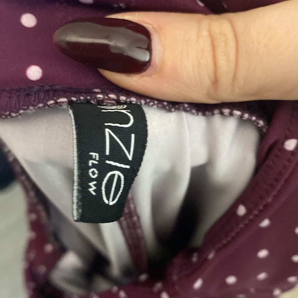 Onzie Polka Dot Leggings View 6